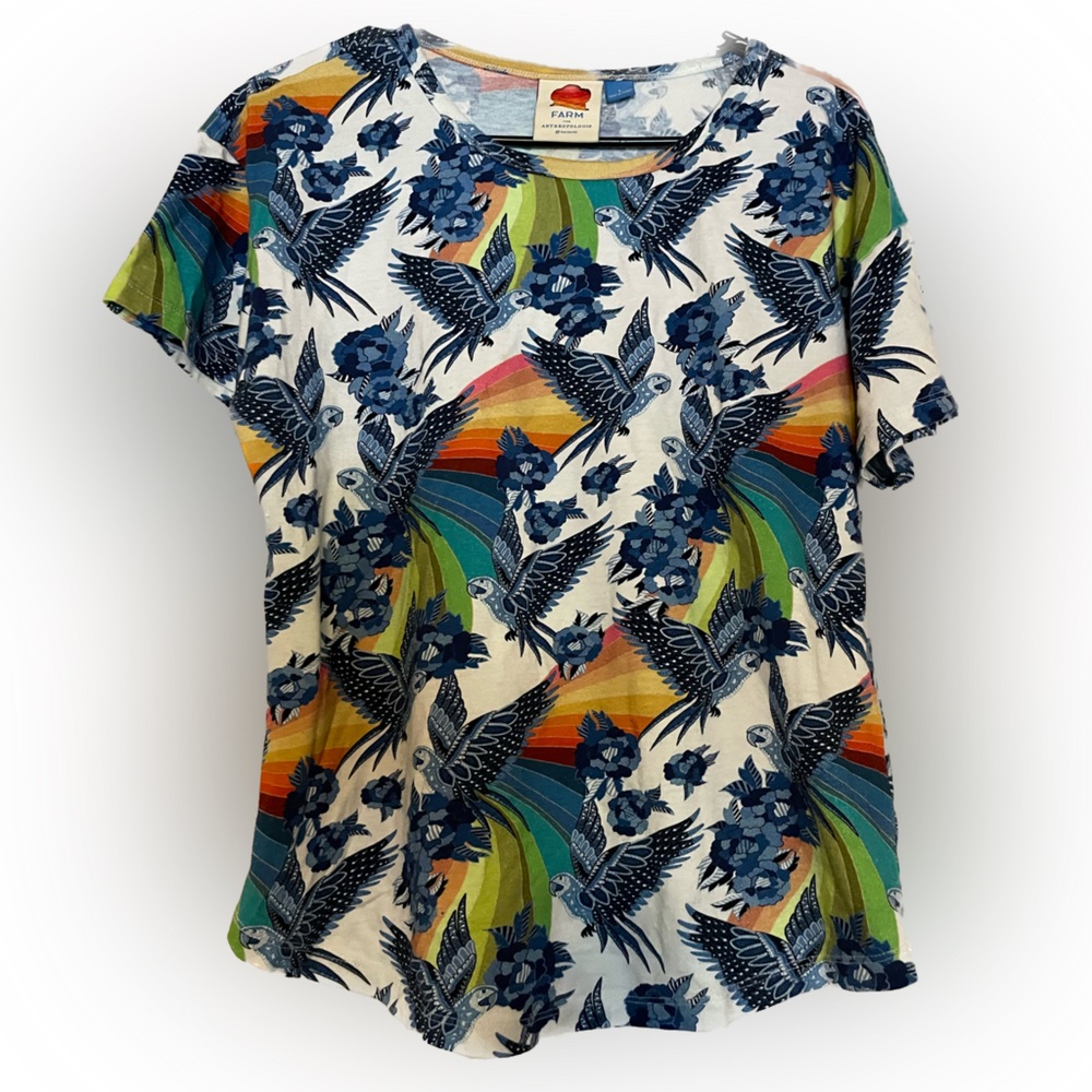 Anthropologie Farm Rio Rainbow Birds Print Graphic Tee Colorful Large Pride
